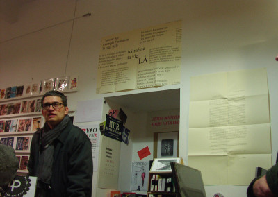Présentation par Nicolas Tardy, lors du lancement des posters de Dorothée Volut et Ian Monk, librairie Le lièvre de mars, Marseille, 19 novembre 2011.