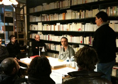 Lancement du poster d'Éric Suchère en partenariat avec Contre-pied, à la Librairie L'odeur du Temps, Marseille, 30 janvier 2010.