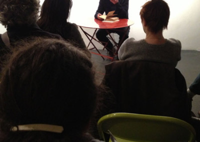 Lecture de Dominique Meens, lors du lancement des posters de Marie-Luce Ruffieux et Dominique Meens et exposition des posters - Librairie histoire de l'œil, Marseille, 1er décembre 2012.